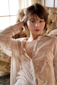 秋本翼「Spread Wings」！スレンダー美人の芸術お尻に大興奮！